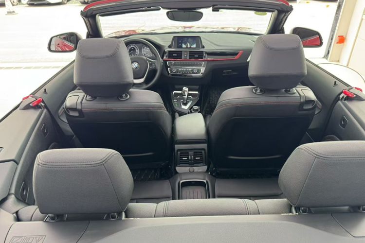 Used BMW 2 Series 2019 225i Convertible Coupe Sports Design Package Interior 13