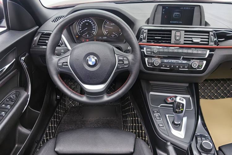 Used BMW 2 Series 2019 225i Convertible Coupe Sports Design Package Interior 2