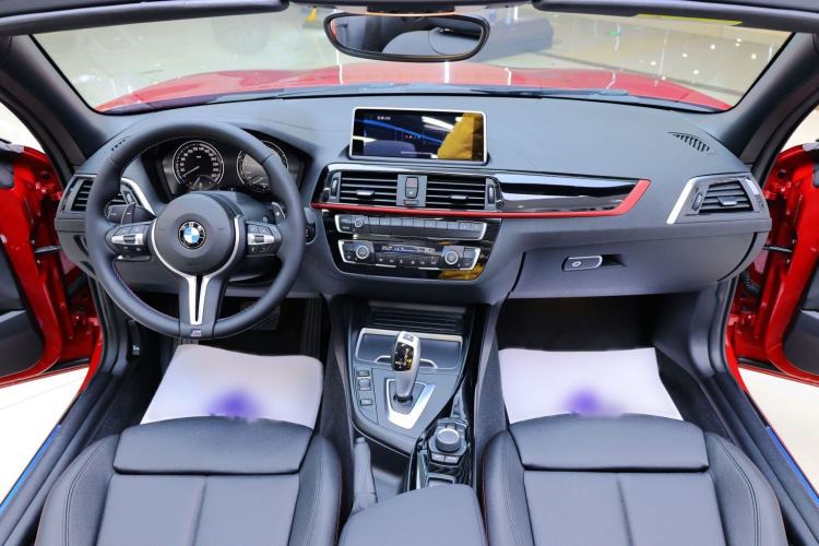 Used BMW 2 Series 2019 225i Convertible Coupe Sports Design Package Interior 3