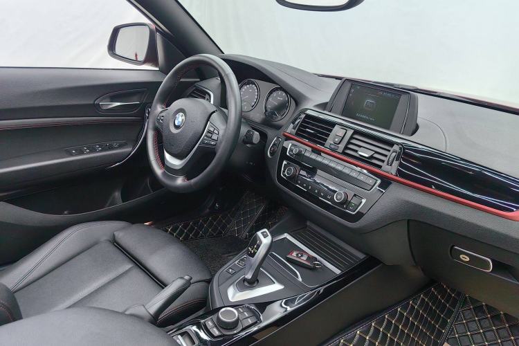 Used BMW 2 Series 2019 225i Convertible Coupe Sports Design Package Interior 4