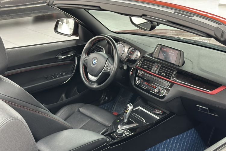 Used BMW 2 Series 2019 225i Convertible Coupe Sports Design Package Interior 5