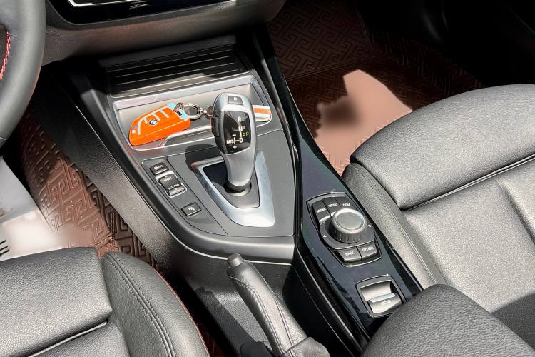Used BMW 2 Series 2019 225i Convertible Coupe Sports Design Package Interior 5
