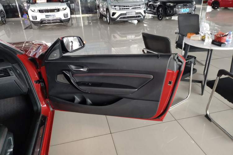 Used BMW 2 Series 2019 225i Convertible Coupe Luxury Edition M Sport Package Interior 5