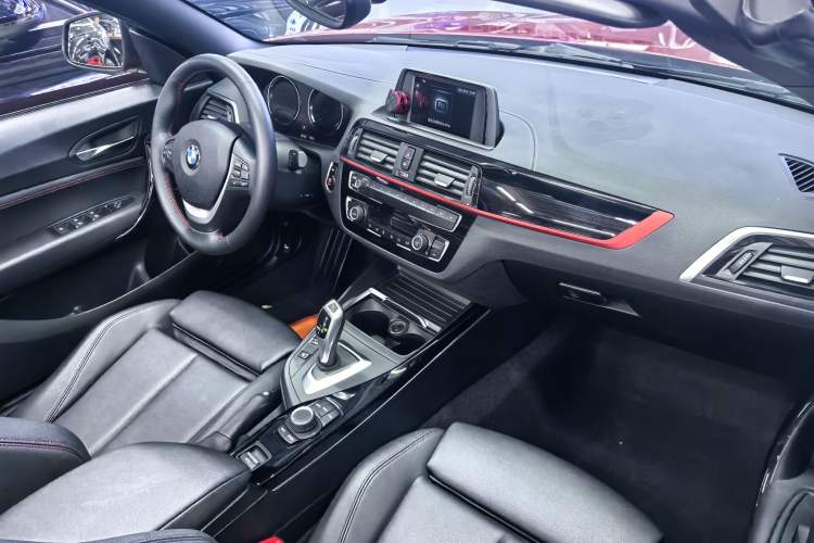 Used BMW 2 Series 2019 225i Convertible Coupe Sports Design Package Interior 5