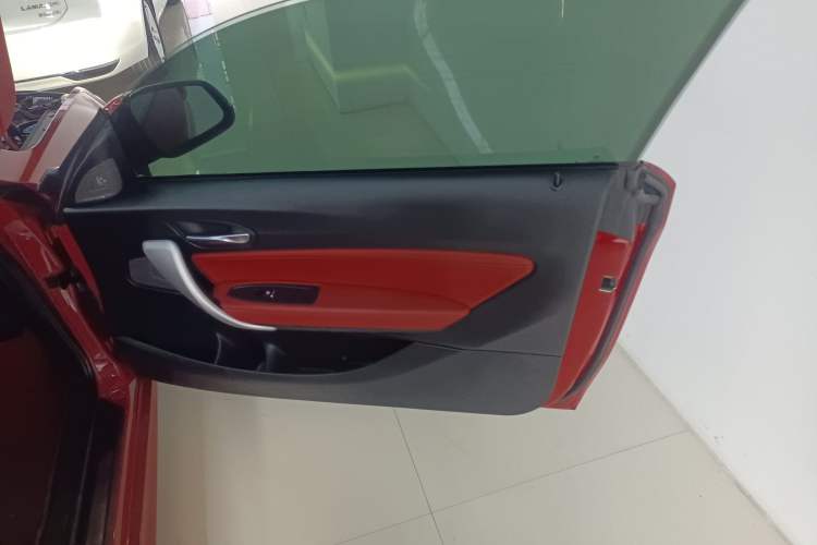Used BMW 2 Series 2019 225i Luxury Model with M Sport Package Interior 6