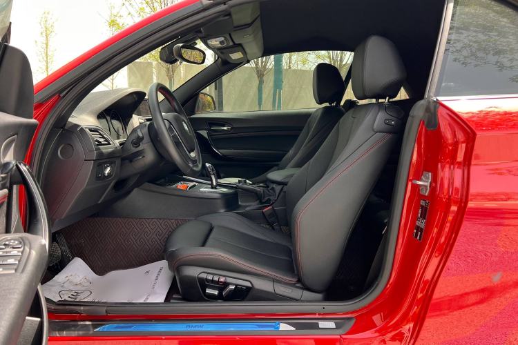 Used BMW 2 Series 2019 225i Convertible Coupe Sports Design Package Interior 6