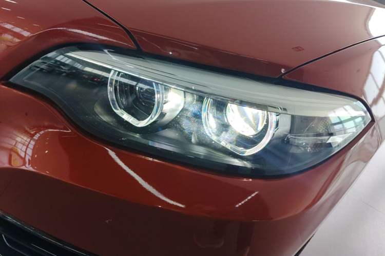 Used BMW 2 Series 2019 225i Convertible Coupe Sports Design Package Left Front Headlight