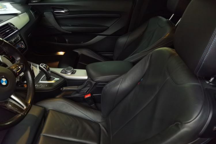 Used BMW 2 Series 2019 225i Luxury Model with M Sport Package Left Front Seat