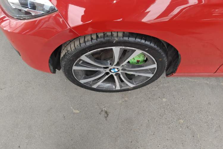 Used BMW 2 Series 2019 225i Convertible Coupe Sports Design Package Left Front Wheel Hub