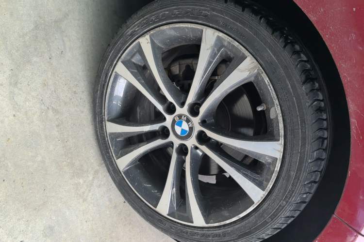 Used BMW 2 Series 2019 225i Convertible Coupe Sports Design Package Left Front Wheel Hub