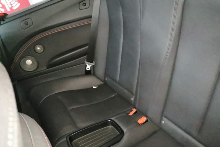 Used BMW 2 Series 2019 225i Convertible Coupe Sports Design Package Left Rear Seat