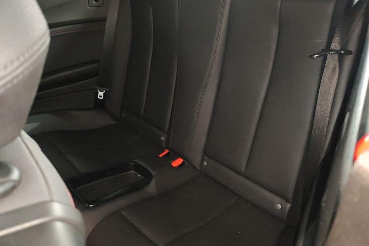 Used BMW 2 Series 2019 225i Convertible Coupe Sports Design Package Left Rear Seat