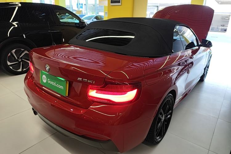 Used BMW 2 Series 2019 225i Convertible Coupe Luxury Edition M Sport Package Rear Right 45 Deg