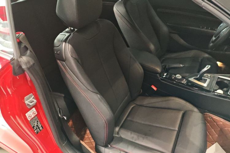 Used BMW 2 Series 2019 225i Convertible Coupe Sports Design Package Right Front Seat
