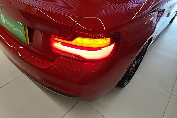 Used BMW 2 Series 2019 225i Convertible Coupe Luxury Edition M Sport Package Right Rear Taillight