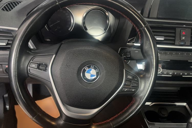 Used BMW 2 Series 2019 225i Convertible Coupe Sports Design Package Steering Wheel