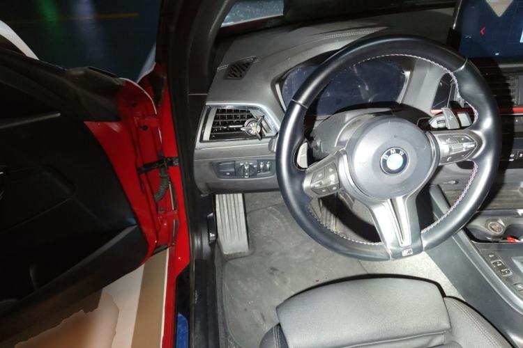 Used BMW 2 Series 2019 225i Convertible Coupe Sports Design Package Steering Wheel