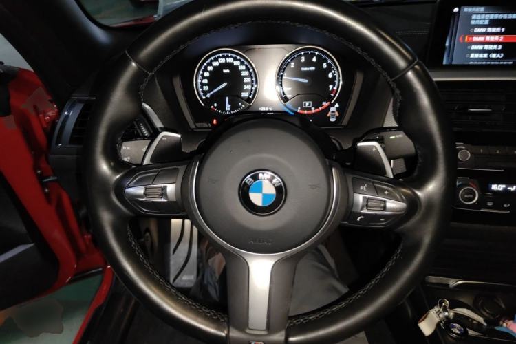 Used BMW 2 Series 2019 225i Convertible Coupe Luxury Edition M Sport Package Steering Wheel
