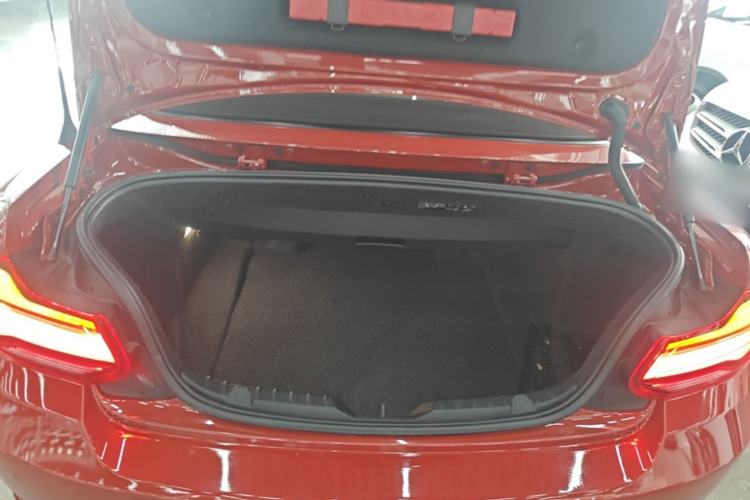 Used BMW 2 Series 2019 225i Convertible Coupe Sports Design Package Trunk