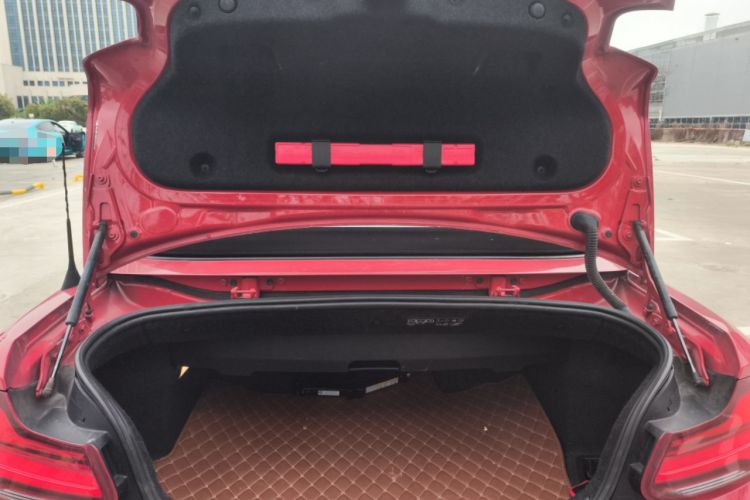 Used BMW 2 Series 2019 225i Convertible Coupe Sports Design Package Trunk