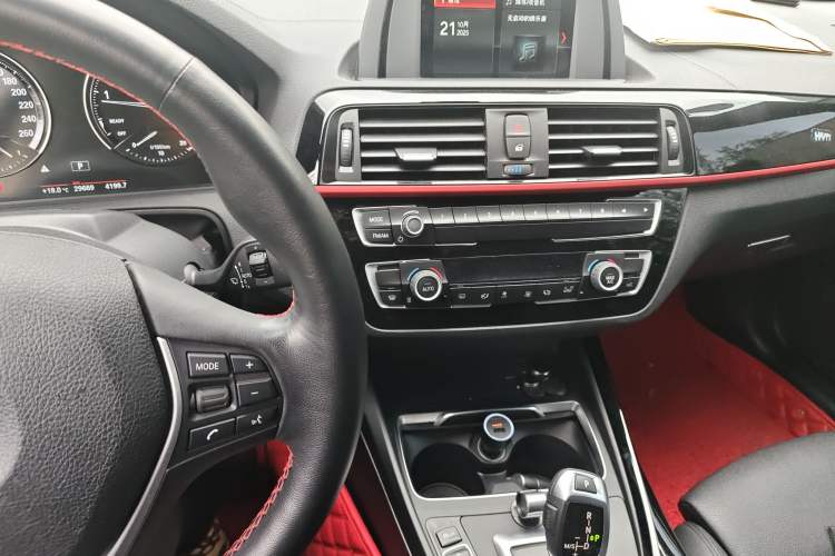 Used BMW 2 Series 2019 225i Convertible Coupe Sports Design Package Audio And AC Panel