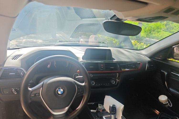 Used BMW 2 Series 2019 225i Sport Design Package Center Console