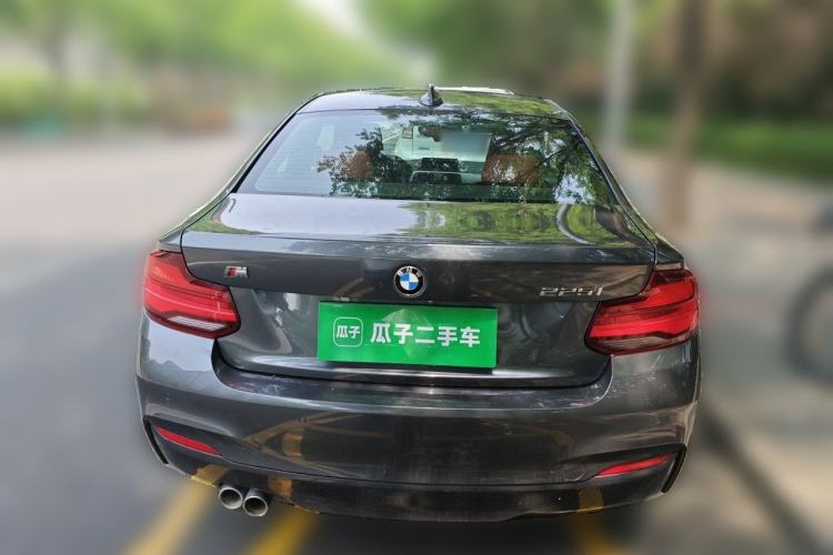 Used BMW 2 Series 2019 225i Luxury Model with M Sport Package Exterior 4