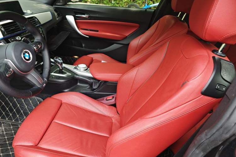 Used BMW 2 Series 2019 225i Luxury Model with M Sport Package Left Front Seat