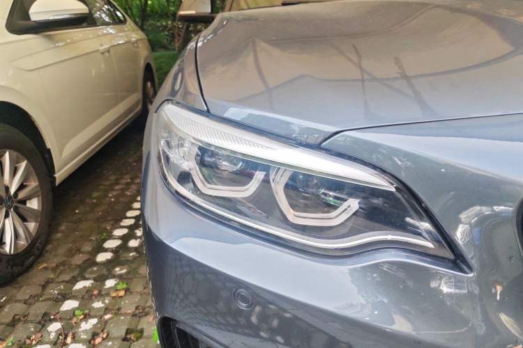 Used BMW 2 Series 2019 225i Luxury Model with M Sport Package Right Front Headlight