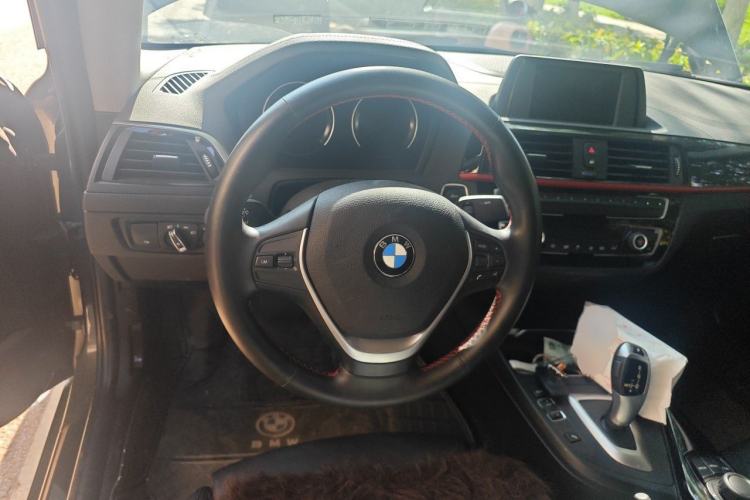 Used BMW 2 Series 2019 225i Sport Design Package Steering Wheel