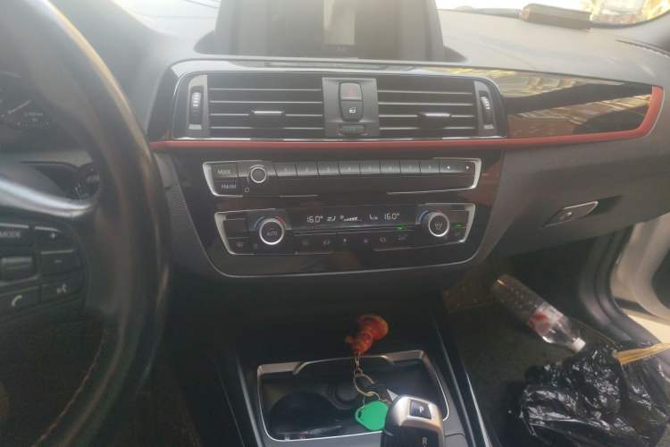 Used BMW 2 Series 2019 225i Convertible Coupe Sports Design Package Audio And AC Panel
