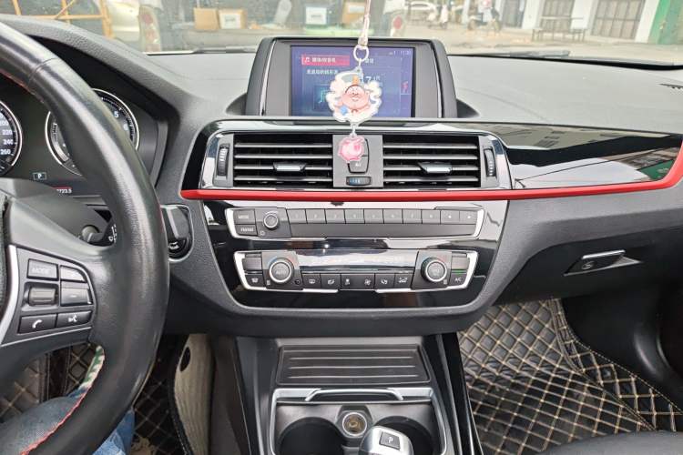 Used BMW 2 Series 2019 225i Convertible Coupe Sports Design Package Audio And AC Panel
