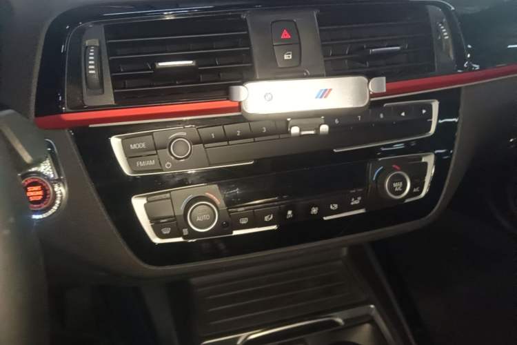 Used BMW 2 Series 2019 225i Convertible Coupe Sports Design Package Audio And AC Panel