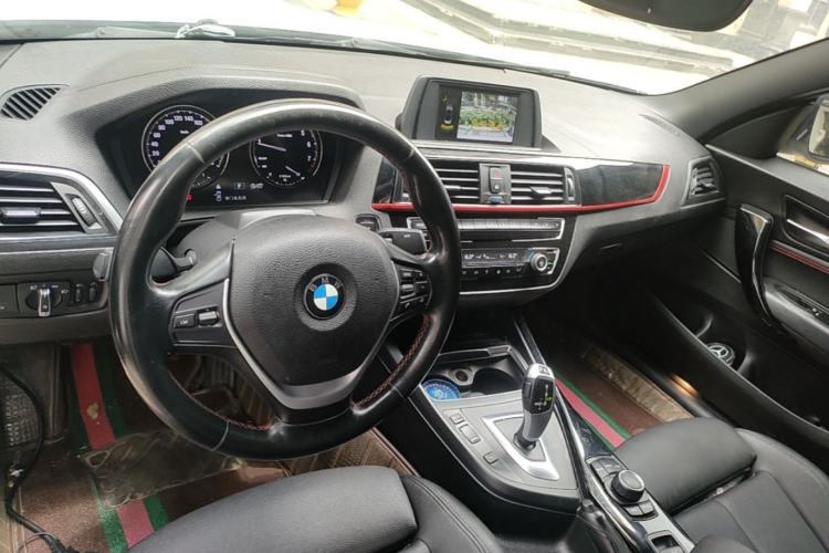 Used BMW 2 Series 2019 225i Convertible Coupe Sports Design Package Center Console