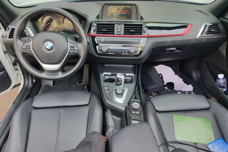 Used BMW 2 Series 2019 225i Convertible Coupe Sports Design Package Center Console