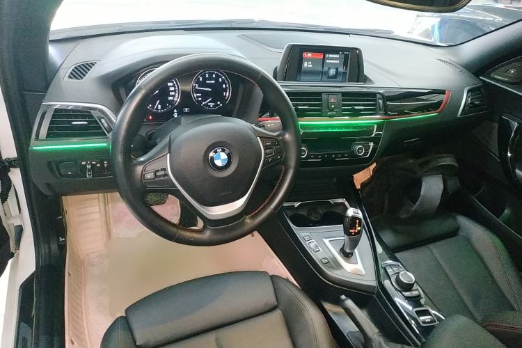 Used BMW 2 Series 2019 225i Convertible Coupe Sports Design Package Center Console
