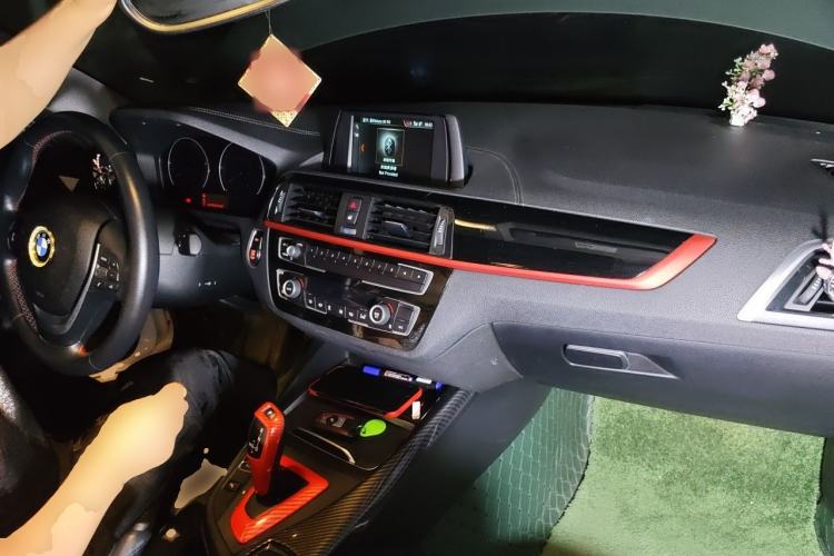 Used BMW 2 Series 2019 225i Sport Design Package Center Console