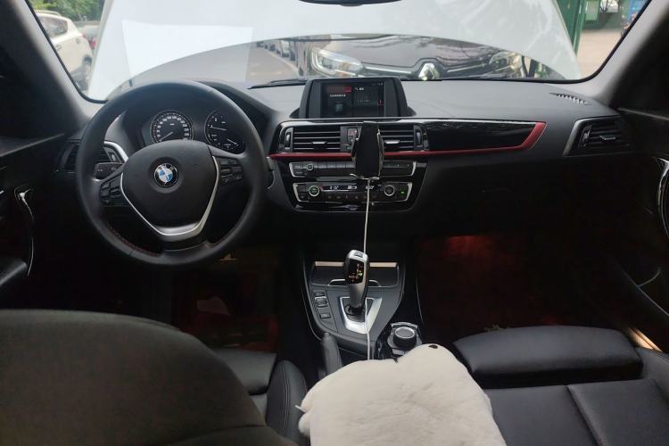 Used BMW 2 Series 2019 225i Sport Design Package Center Console
