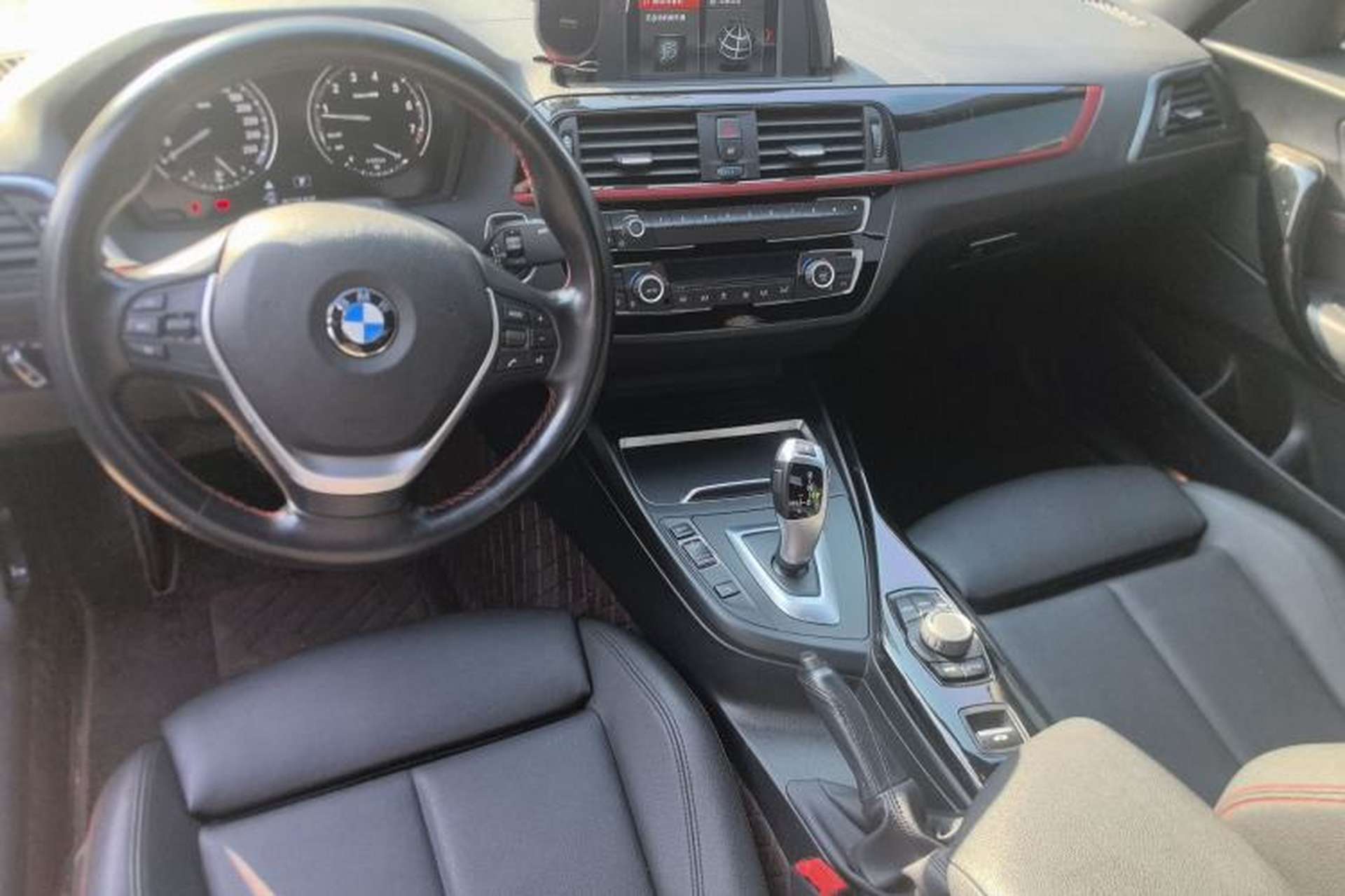 Used BMW 2 Series 2019 225i Convertible Coupe Sports Design Package Center Console