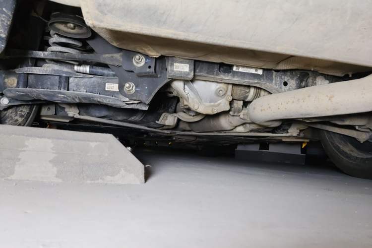 Used BMW 2 Series 2019 225i Sport Design Package Chassis Rear Left