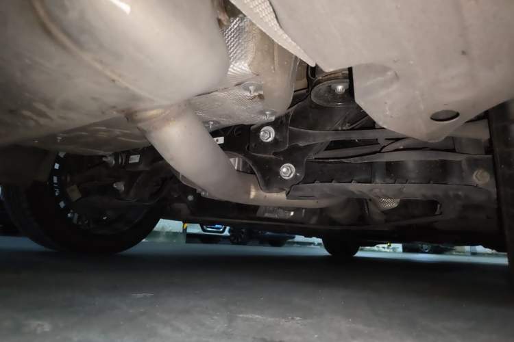 Used BMW 2 Series 2019 225i Sport Design Package Chassis Rear Right