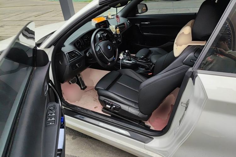 Used BMW 2 Series 2019 225i Convertible Coupe Sports Design Package Driver Seat