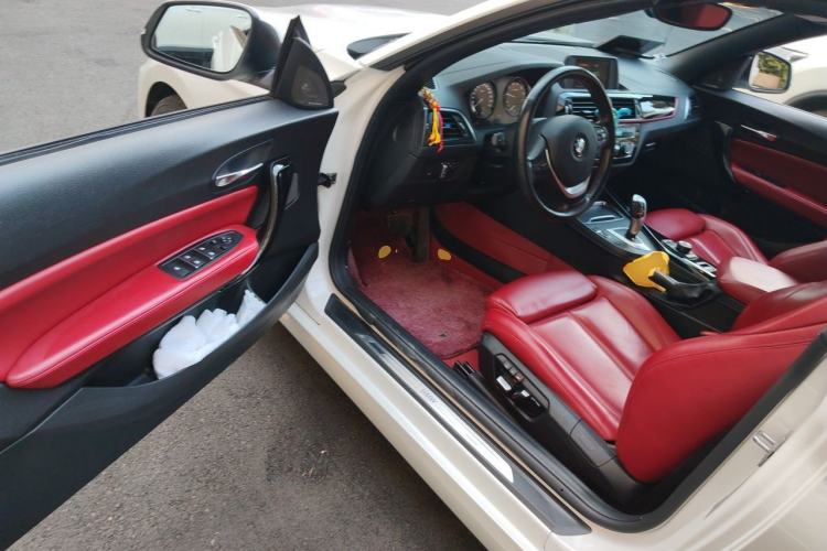 Used BMW 2 Series 2019 225i Convertible Coupe Sports Design Package Driver Seat
