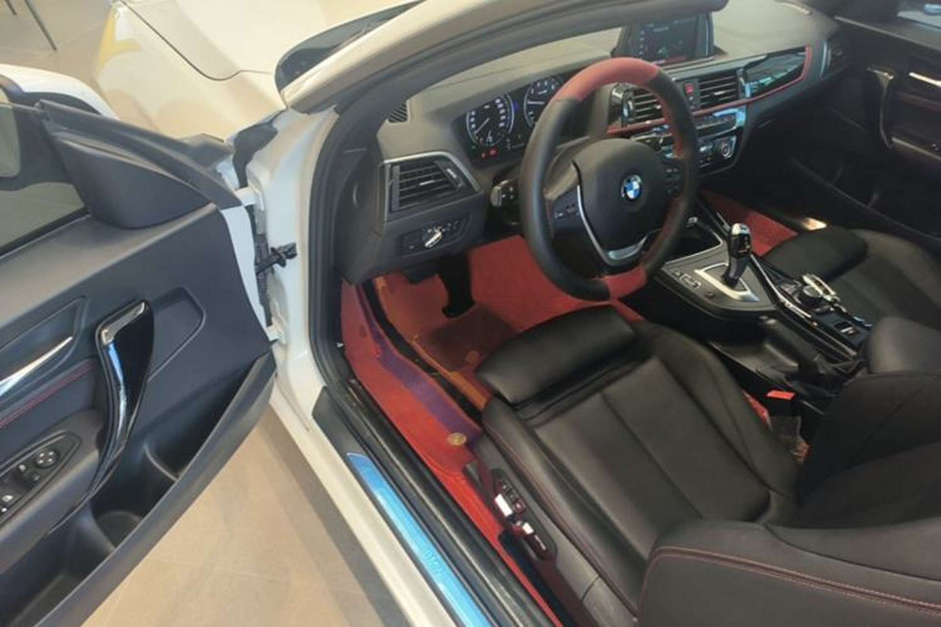 Used BMW 2 Series 2019 225i Convertible Coupe Sports Design Package Driver Seat