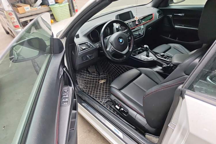 Used BMW 2 Series 2019 225i Convertible Coupe Sports Design Package Driver Seat