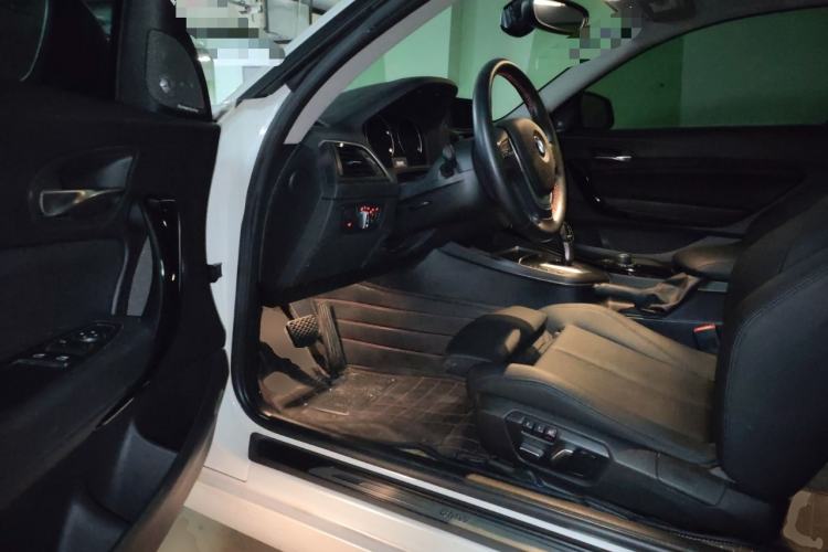 Used BMW 2 Series 2019 225i Sport Design Package Driver Seat