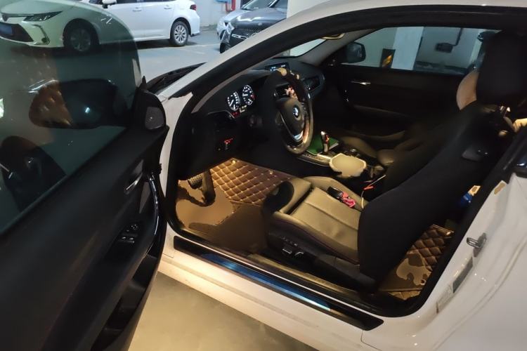 Used BMW 2 Series 2019 225i Sport Design Package Driver Seat