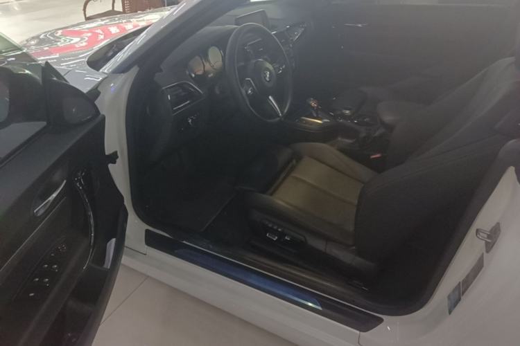 Used BMW 2 Series 2019 225i Convertible Coupe Sports Design Package Driver Seat