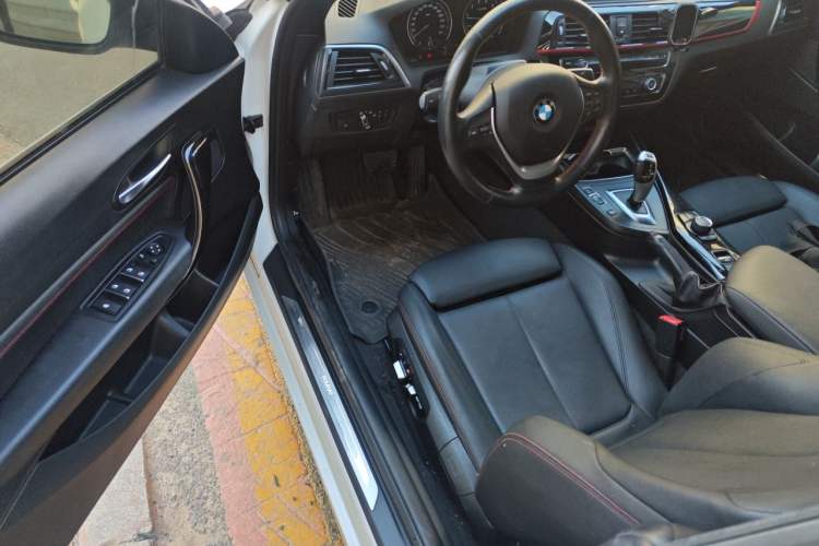 Used BMW 2 Series 2019 225i Convertible Coupe Sports Design Package Driver Seat