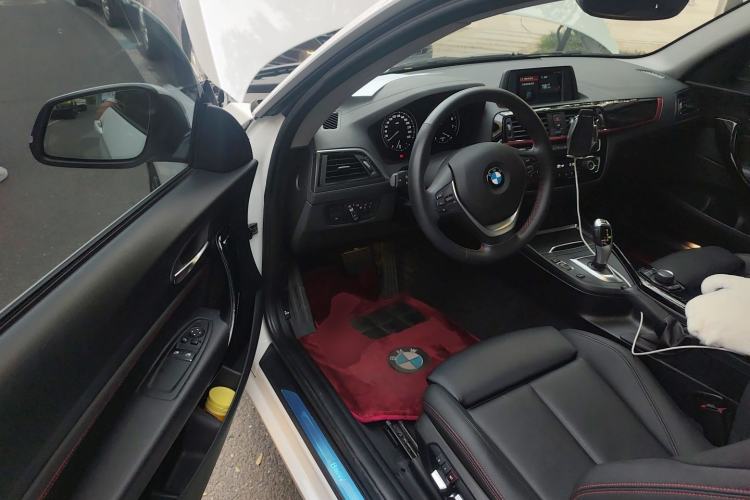 Used BMW 2 Series 2019 225i Sport Design Package Driver Seat